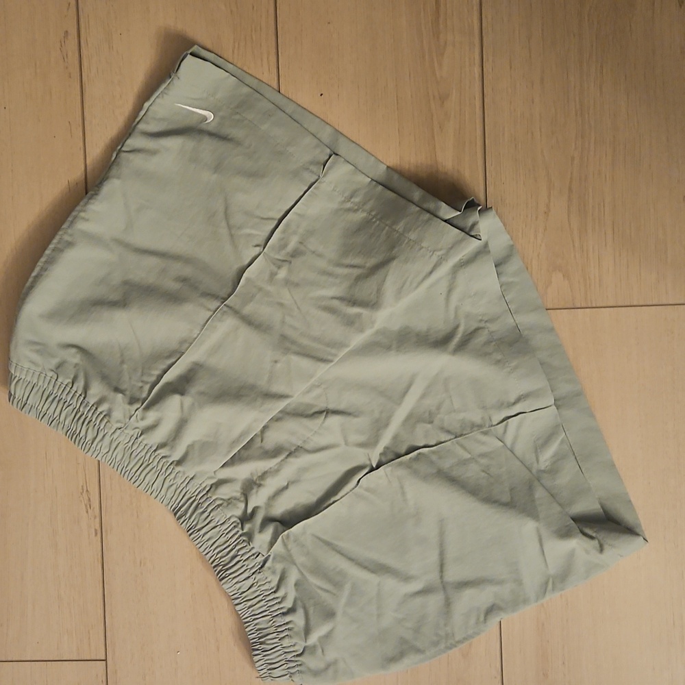 Nike Sportswear Everything WovensWomen's Mid-Rise 5" Shorts Med - Picture 5 of 7